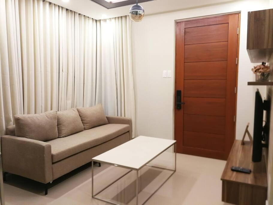 Adria Residences - Emerald Garden - 2 Bedroom Unit For 4 Person Manila Exterior foto