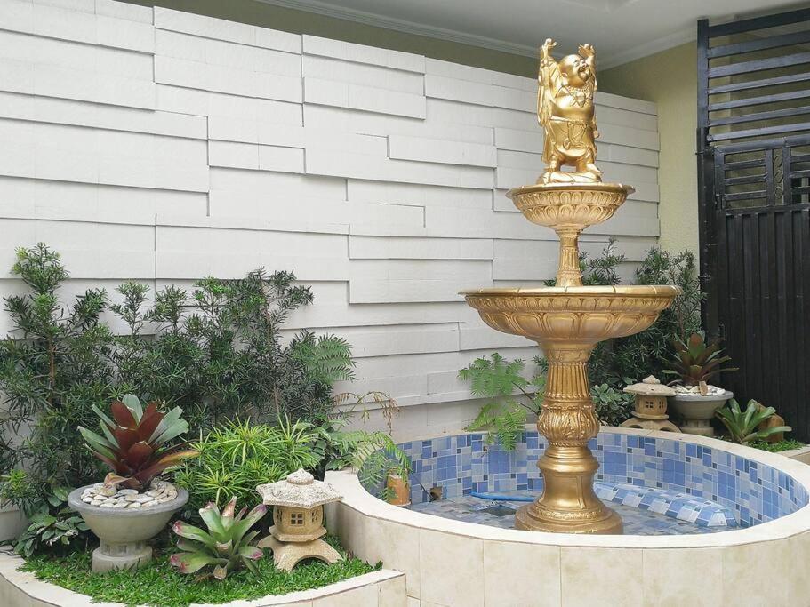 Adria Residences - Emerald Garden - 2 Bedroom Unit For 4 Person Manila Exterior foto